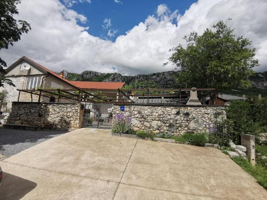Apartman Ane - Bribir Bribir  Εξωτερικό φωτογραφία